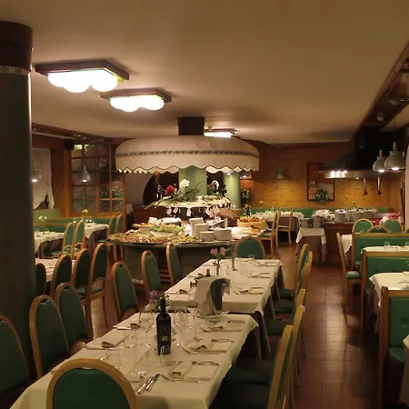 Otel Majoni 4*