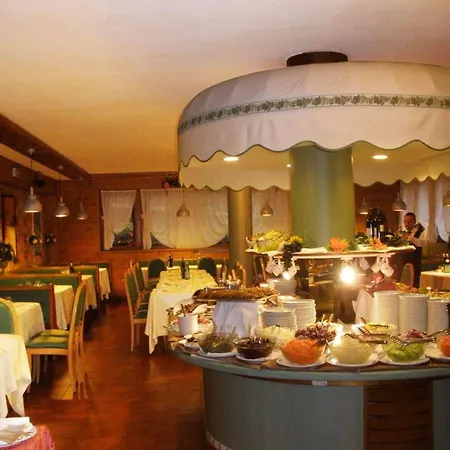 Majoni Otel 4*